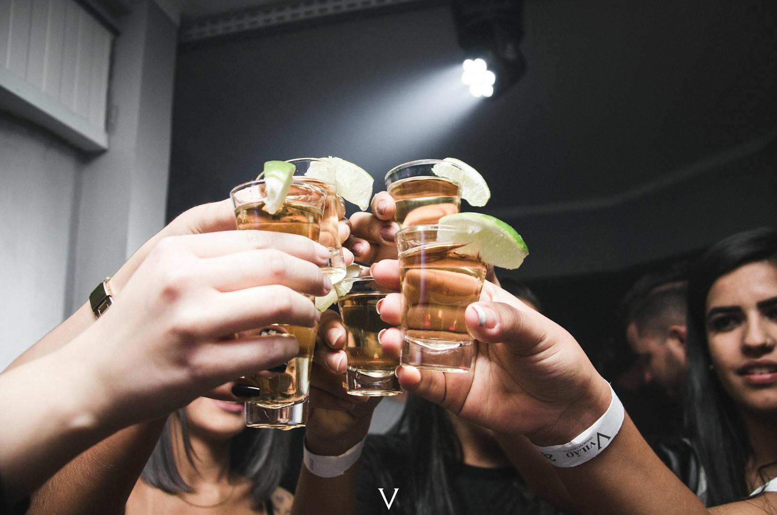 L'un des effets les plus notables de l'alcool sur le cerveau est son impact sur la mémoire.