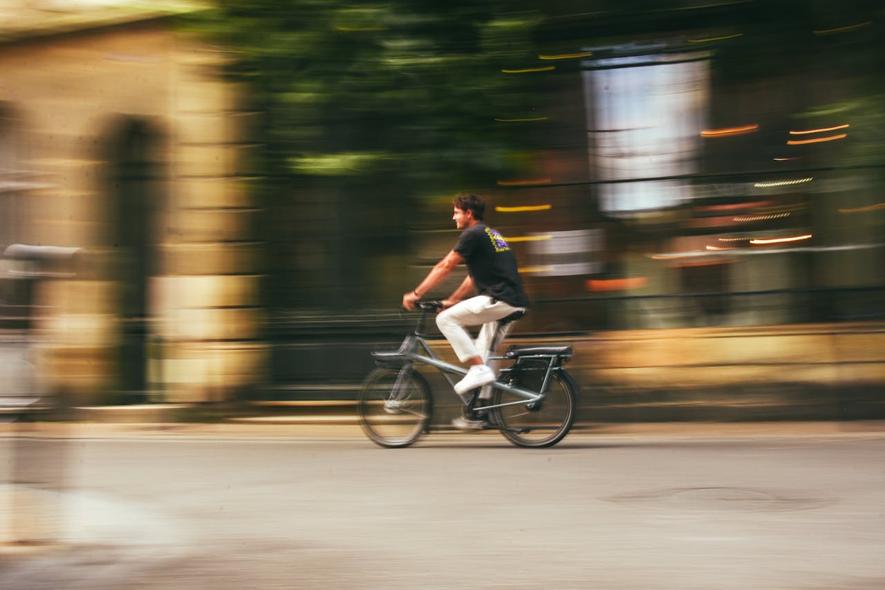Pourquoi le vélo électrique révolutionne nos trajets du quotidien ?