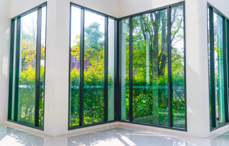 Article | Cinq façons de sublimer votre intérieur avec une verrière au style industriel