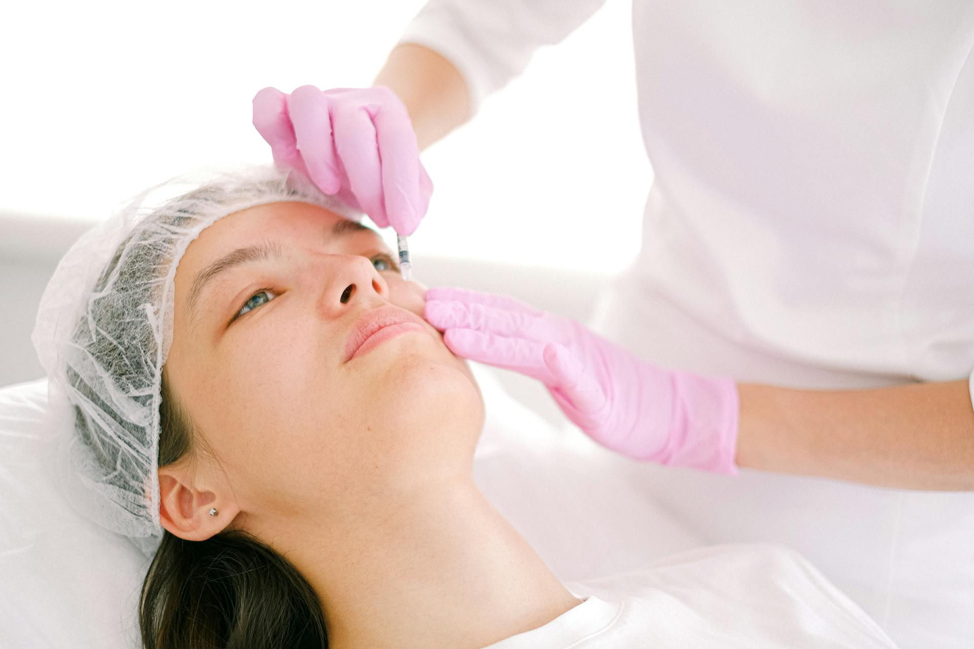 Dermatologie esthétique : comment choisir son praticien sans se tromper ?