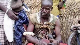 Burkina Faso - Les devins et sorciers Bagba