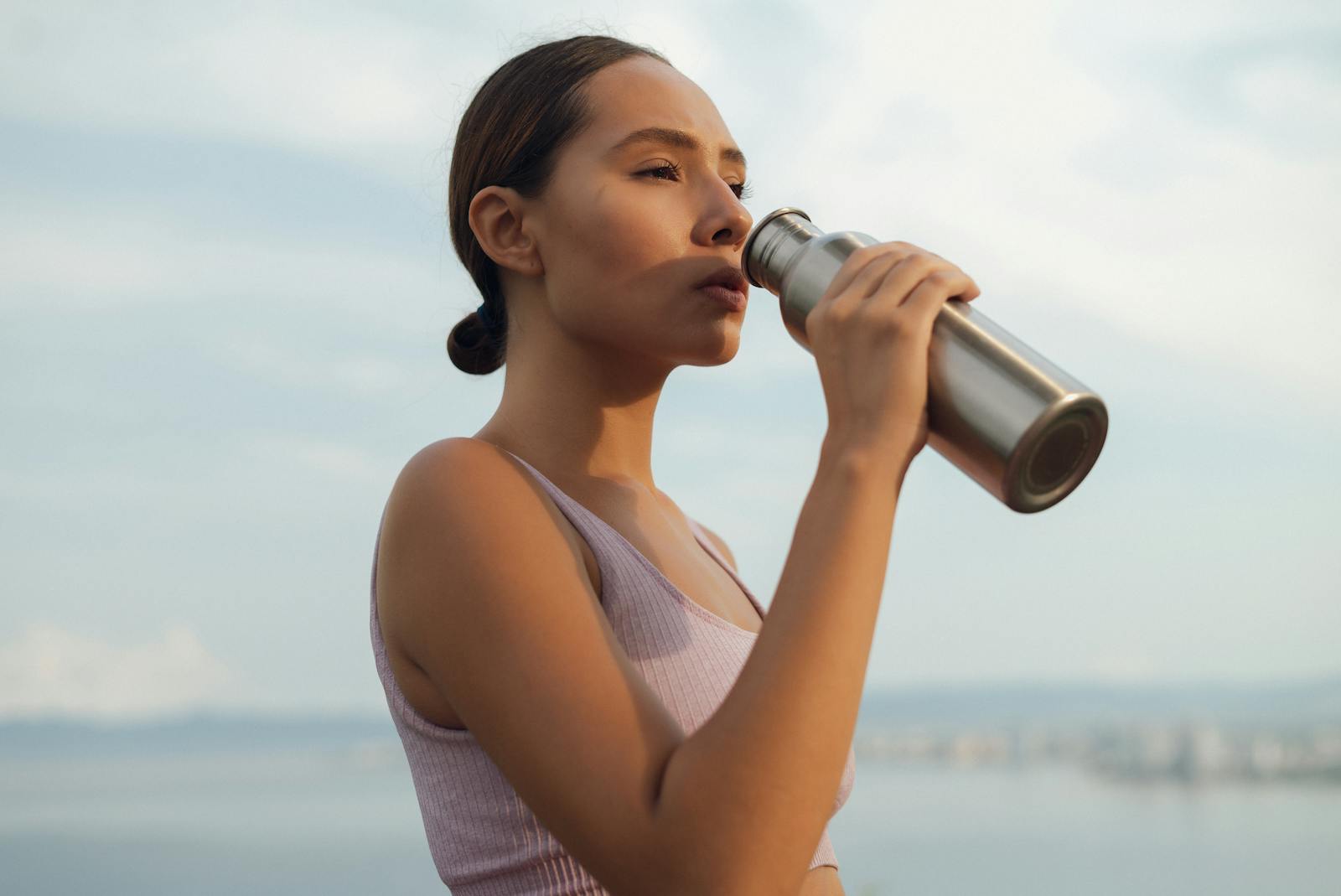 Astuces pour une réhydratation express et prévenir les coups de chaleur
