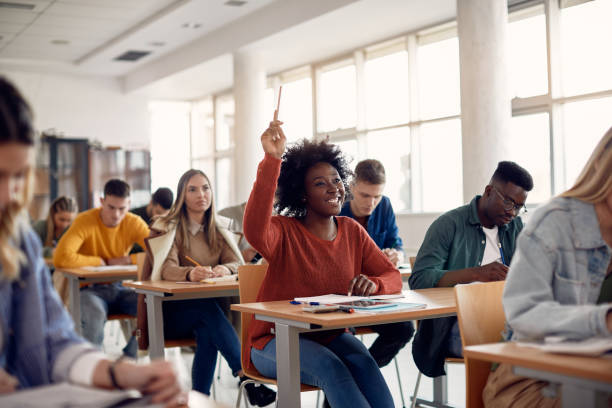 Avis négatifs sur l'EEMI : une école controversée