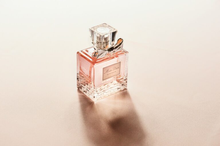 Article | Les distinctions entre eau de parfum, eau de toilette et eau de Cologne