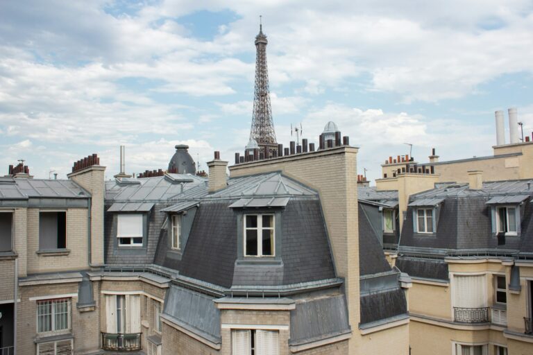 Article | Toitures classées ou en secteur sauvegardé : rénover une toiture en ardoise