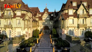 Deauville : dans les coulisses du palace préféré des célébrités