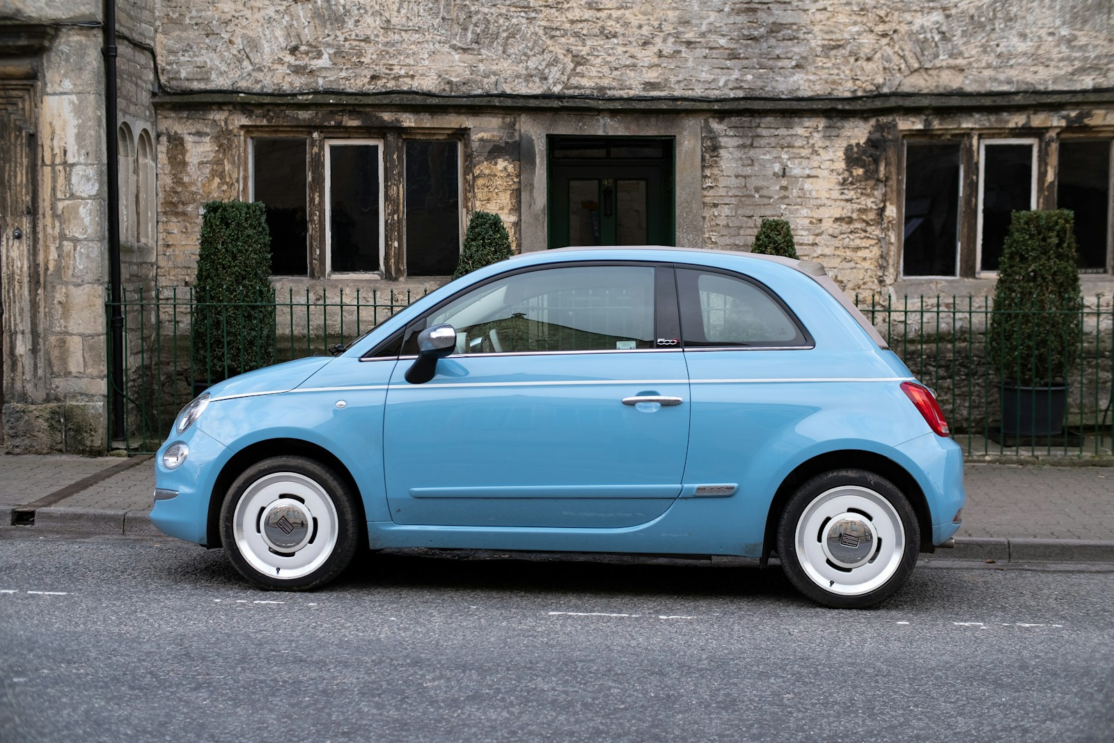 Comment choisir une voiture d'occasion complètement adaptée à vos besoins ?