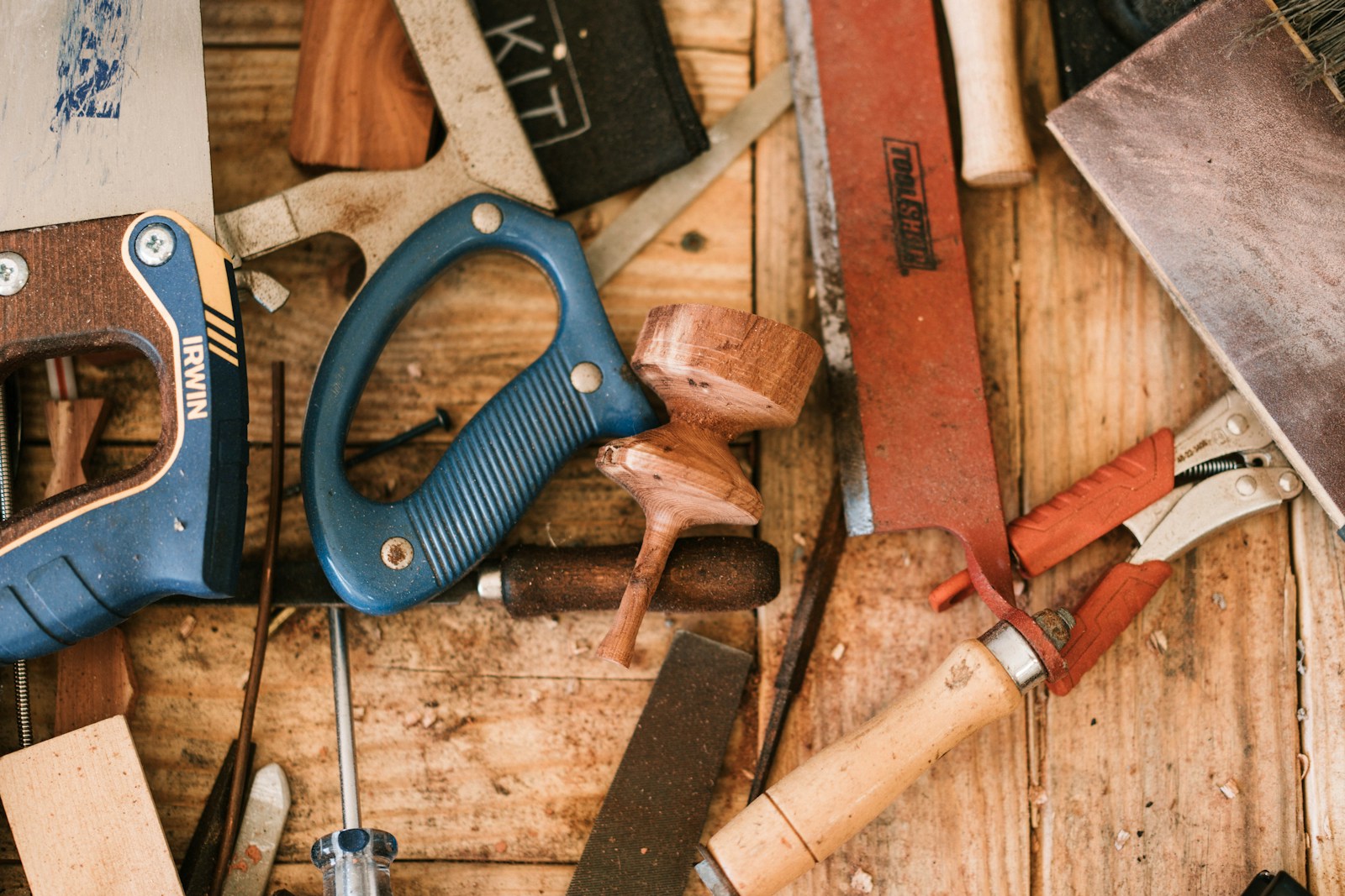 Quels sont les avantages de solliciter un menuisier ?