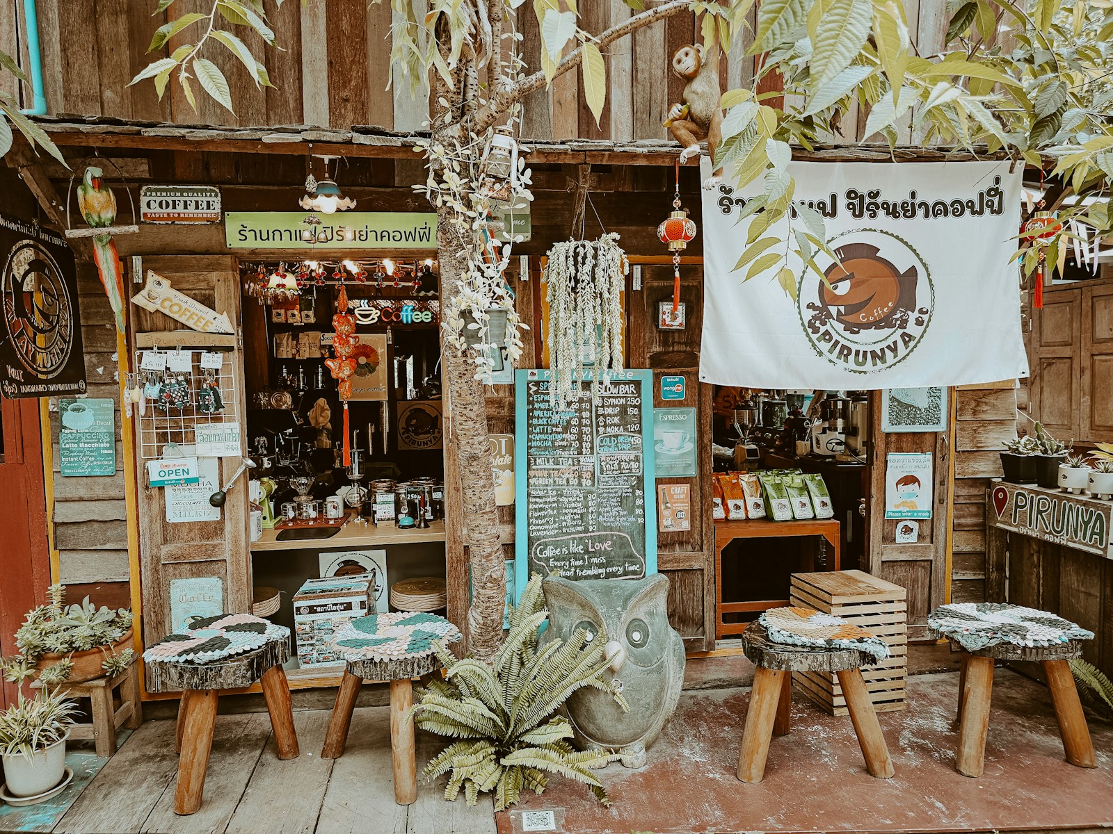 Les ateliers d’artisanat thaïlandais sont réputés.