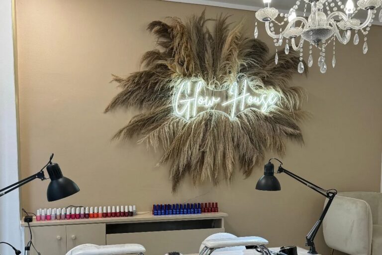 Article | Vol d’une bague de 10 000 € chez Glow House : une touriste flouée, un employé sans papiers, et une justice absente