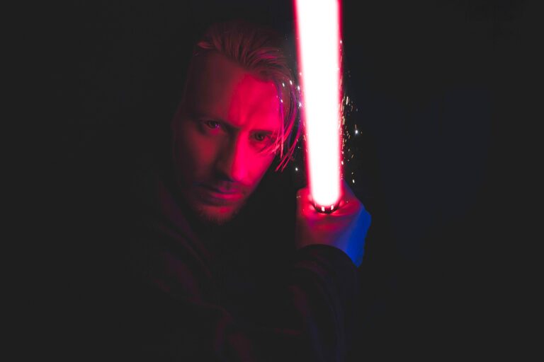 Article | Les sabres laser : de l’univers Star Wars à l’icône culturelle mondiale