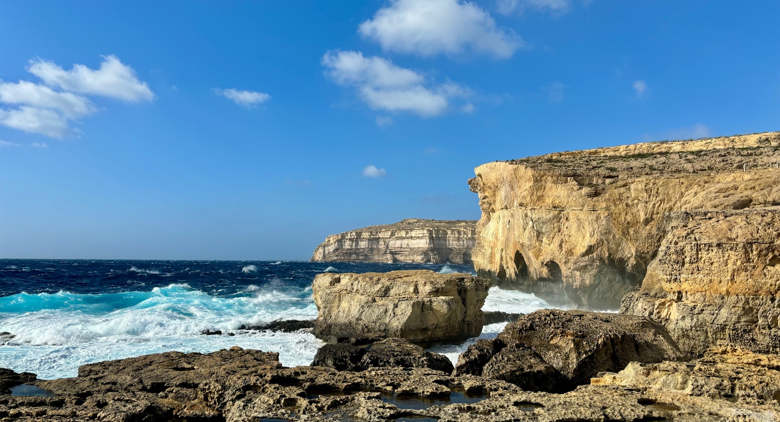 La plage de Dwejra Bay – Gozo, Malte