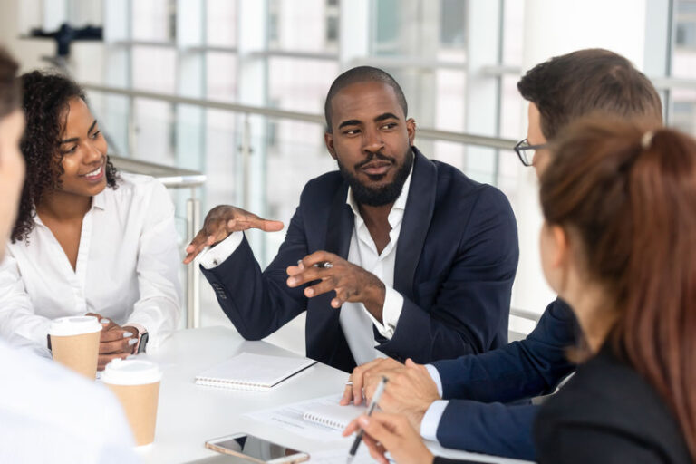 Article | Leadership moderne : quelles sont les compétences à acquérir pour diriger avec impact et authenticité ?