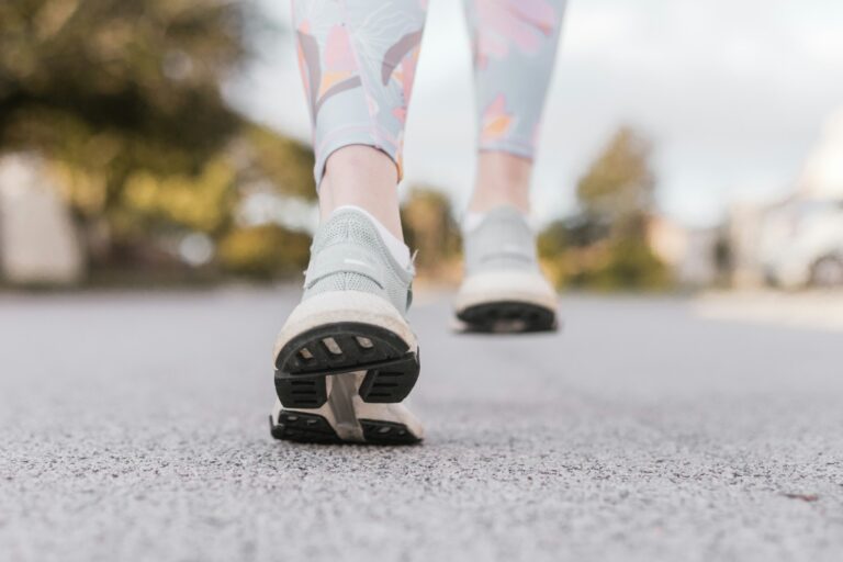 Article | Optimiser les bienfaits de la marche : 5 conseils essentiels