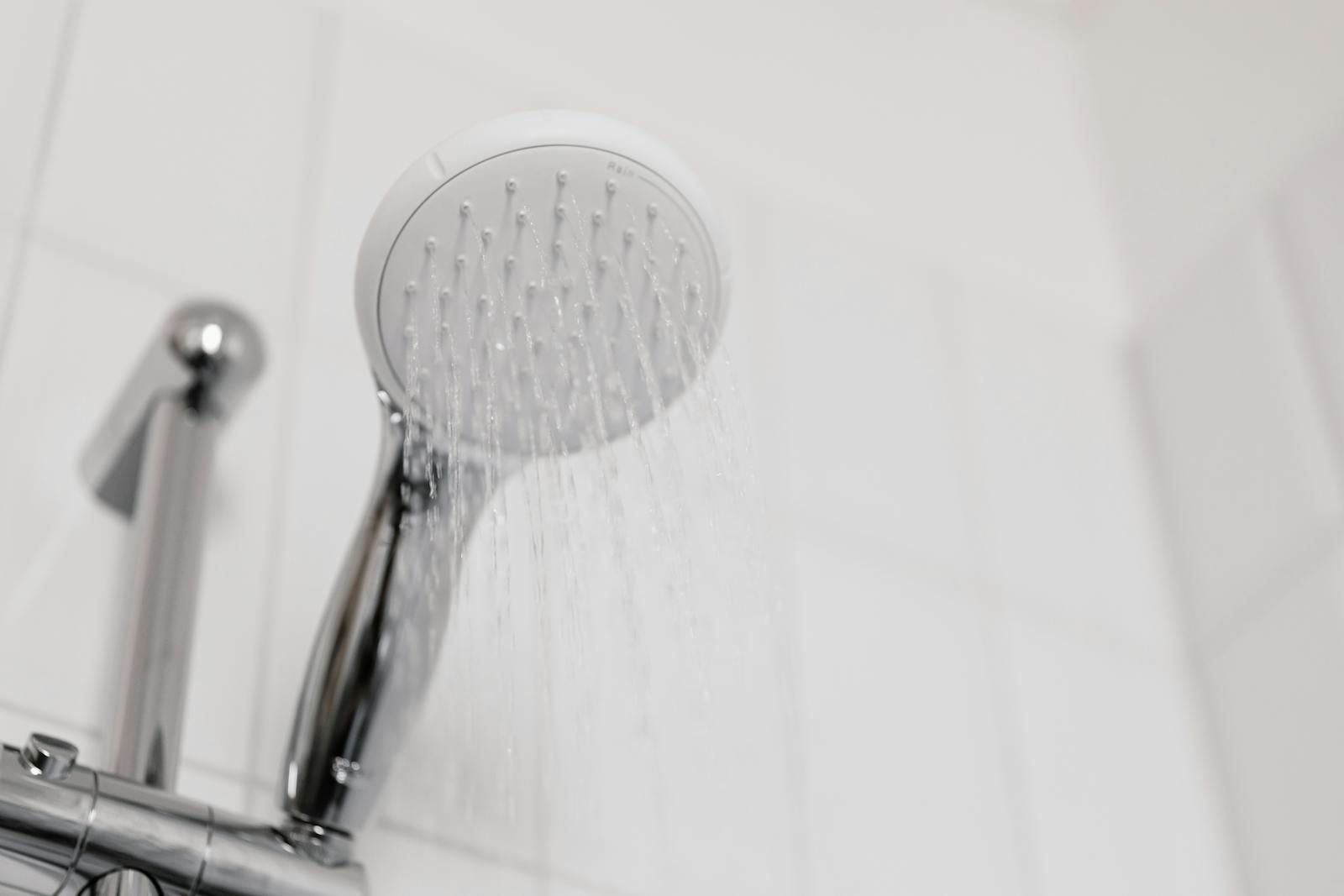 Quel type de douche est le meilleur pour la santé : chaude ou froide ?