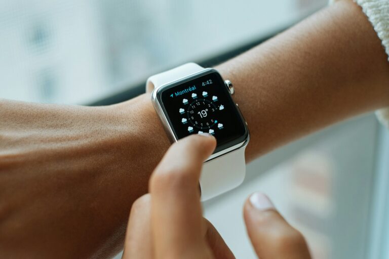 Article | Compatibilité de watchOS 26 : quels Apple Watch reçoivent la mise à jour 2025 ?