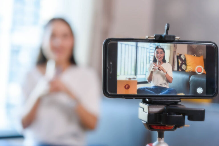 Article | Les nouveaux business du contenu personnel : étude d’un phénomène viral