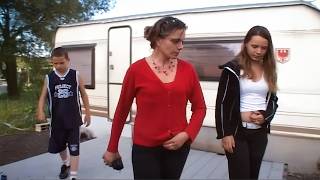 Une mère face à la rue : son combat pour ses enfants