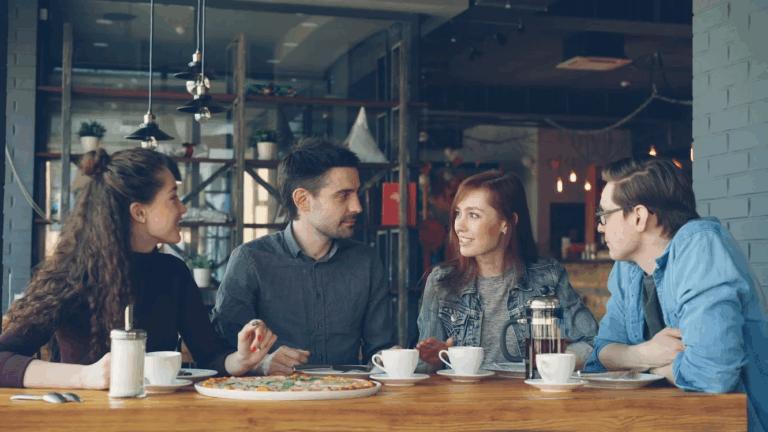 Article | Comment la communication mondiale transforme l’amitié et la famille