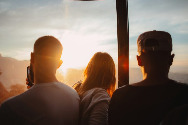Article | Pourquoi les jeunes fuient-ils les grandes villes ?