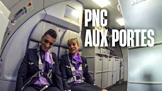 Hôtesses, pilotes et passagers : tout ce qu’on ne voit jamais