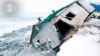 En Alaska, un village disparaît lentement sous la montée des eaux : Shishmaref