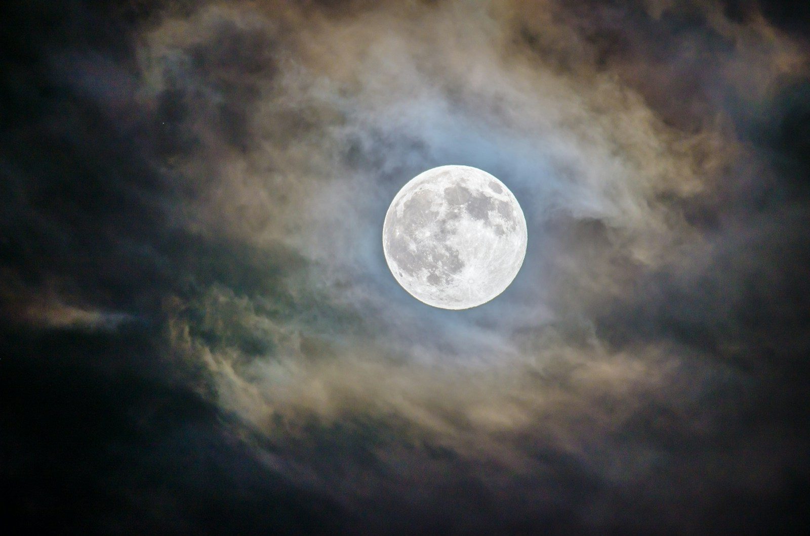 Comment s&rsquo;est form&eacute;e la Lune ?