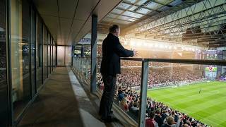 Megastadium : les cath&eacute;drales du Football au XXIe Si&egrave;cle